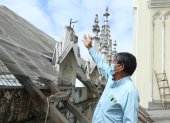 1. Cúpulas. En la zona alta de la Catedral se observan las cúpulas rotas e incompletas. Este problema lleva más de ocho años y todavía no es reparado.
