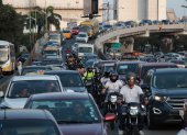 Sin control. En la avenida de las Américas, en Guayaquil, la presencia de los agentes de tránsito es nula. Allí, el congestionamiento es diario pasadas las 18:00.