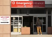 Vista de la entrada de emergencias de un hospital en Los Ángeles, California (EE.UU.), en una fotografía de archivo. EFE/Etienne Laurent