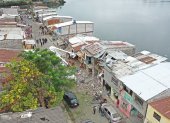 Vista aérea de casas afectadas en el Cristo del Consuelo, sur de Guayaquil.