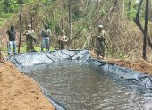La piscina artesanal de aproximadamente 15 metros de largos por 4 metros de anchoo y uno y medio de profundidad.