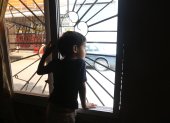 Nicolás, de 4 años, tiene varios meses con una masa en un ganglio y fiebres continuas que angustian a su madre.
