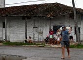Evacuan a más de 38.000 personas en el occidente de Cuba por el huracán Ian.