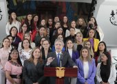 Escenario. Alexandra Cárdenas, exviceministra de Educación, junto a otras funcionarias del Estado.