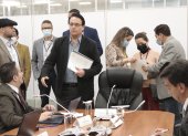 Comisión. Luego de que el gobierno decidió votar con los correístas y a favor de los correístas, Villavicencio no tiene otra alternativa que renunciar.