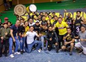 Varios hinchas del cuadro canario acompañaron a Barcelona al cuarto duelo en Santo Domingo y festejaron con los jugadores