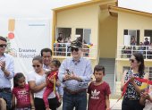 El presidente Guillermo Lasso inauguró un complejo de viviendas en Pedro Carbo.