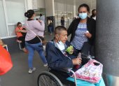 Moncada mientras espera la atención en el hospital del IESS Los Ceibos en Guayaquil.