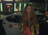 Shakira en una captura del video Monotonía.