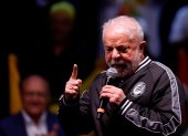 Lula Da silva, pide no bajar la guardia: "La elección está muy pareja y muy disputada"