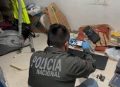 Evidencia. En los allanamientos se recopilaron las carpetas de pornografía.