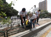 El punto donde confluyeron fue los exteriores del parque Centenario, a la altura de Lorenzo de  Garaicoa y el bulevar.