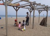 Vigilancia. La Policía monitoreó las playas y los sitios gastronómicos y turísticos de la provincia.