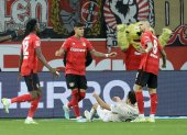 Piero Hincapié lideró la defensa en el triunfo de Bayer Leverkusen ante Unión Berlín.