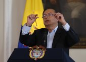 El presidente de Colombia Gustavo Petro habla durante una rueda de prensa sobre el balance de su gestión al cumplir los primeros cien días de su Gobierno, hoy en el Palacio de Nariño en Bogotá (Colombia). EFE/ Mauricio Dueñas Castañeda