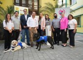 Guayaquil. Los dos perros labradores, tras terminar el entrenamiento de dos años.