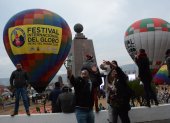 La exposición y vuelo de los globos aerostáticos era para tres días, pero solo se realizó en dos jornadas.
