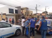 Ataque. Los partidarios de Pincay, en Portoviejo, quedaron conmocionados tras su intento de asesinato.