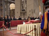 Los restos de Benedicto XVI reposarán en las grutas vaticanas, donde están enterrados los papas