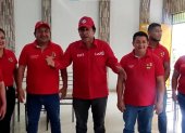 El exmandatario dirige el partido y acompaña a sus candidatos.