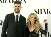 La cantante colombiana, Shakira, acompañada por su expareja, el exfutbolista del F. C. Barcelona, Gerard Piqué en una foto de archivo.