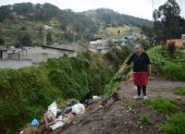 Desorden. Al filo de las quebradas se construyen casas y de paso se convierten en botaderos de desperdicios.