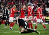 Los jugadores del Benfica celebran la victoria.