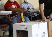Escrutinio. La votación de la consulta popular es de las últimas en la provincia del Guayas que ingresarán al sistema informático del CNE.