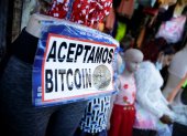 Comercio. Uno de los almacenes en El Salvador que acepta la criptomoneda como forma de pago.