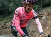 Richard Carapaz tendrá hoy su primera carrera de la temporada y será su debut como parte del EF Education-EasyPost.