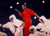 Las redes sociales han empezado a estallar por el embarazo de Rihanna.
