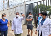 Visita. Luego de las denuncias ciudadanas sobre daños en hospitales, el ministro de Salud José Ruales realizó una visita a los hospitales.