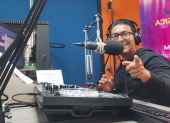 El programa se emite actualmente en Radio R98.1FM en todo Guayas.