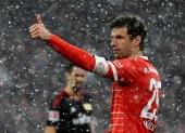 Munich (Germany), 26/02/2023.- Munich"s Thomas Mueller reacts during the German Bundesliga soccer match between FC Bayern Munich and 1. FC Union Berlin in Munich, Germany, 26 February 2023. (Alemania) EFE/EPA/ANNA SZILAGYI CONDITIONS - ATTENTION: The DFL regulations prohibit any use of photographs as image sequences and/or quasi-video.