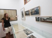 Recorrido. Giada Lusardi, investigadora y curadora de la muestra, detalla parte de los hallazgos que tiene esta exposición.