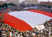 Foto referencial. La bandera de Perú desplegada