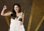 Michelle Yeoh después de ganar el óscar a la mejor actriz por "Everything Everywhere All at Once".