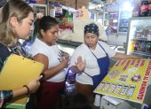 Sauces IX.- La Intendencia de Guayas junto a los comisarios realizaron un operativo en mercados por el alza de precio de los huevos.