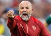 Sampaoli lleva un balance de 13 victorias, 6 empates y 12 derrotas en 31 partidos oficiales.