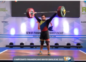 Wilmer Contreras levantando 148kg en la modalidad de arranque.