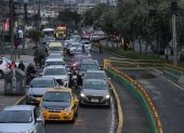 Lo capitalinos deben convivir con el incremento del parque automotor, el tráfico vehicular y las obras a medio hacer en las arterias principales.