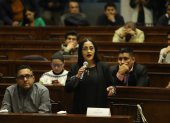 Situación. Viviana Veloz fue la única de los proponentes del juicio que estuvo presente en Fiscalización.