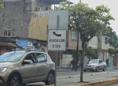 La señal dañada se ubica entre las calles 29 y la E.