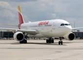 Nave.- Uno de los aviones de la empresa de la aerolínea Iberia.