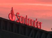 Entidad.- Un anuncio del banco Santender.