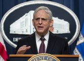 El fiscal general de Estados Unidos, Merrick Garland, habla en conferencia de prensa en el Departamento de Justicia, en Washington (EE.UU.), este 14 de abril de 2023.