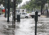 Las intensas lluvias fácilmente inundan varios sectores de Guayaquil.