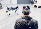 Suena a ciencia-ficción: ponerse una cinta o diadema flexible en la cabeza y controlar a través de ella a un robot con la mente.