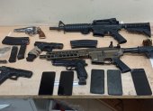 Los sujetos fueron aprehendidos con armas de fuego, fusiles y pistolas