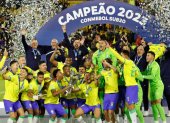 Brasil celebró el título sudamericano en febrero tras vencer a Uruguay 2-0.